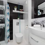 דירה Sky Blue Chmielna Near Old Town In By Renters גדנסק