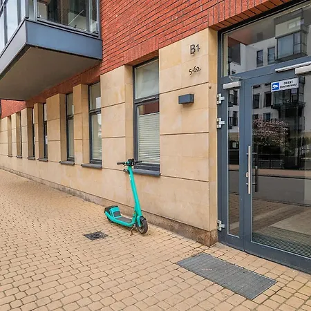 Sky Blue Chmielna Near Old Town In By Renters Gdansk