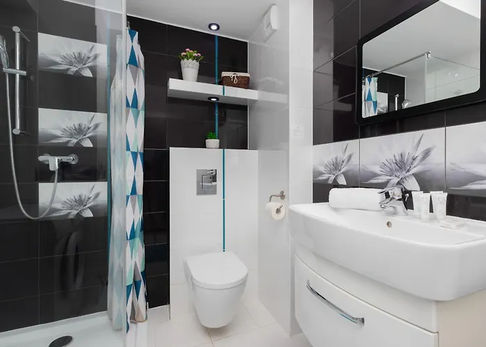 Daire Sky Blue Chmielna Near Old Town In By Renters Gdansk