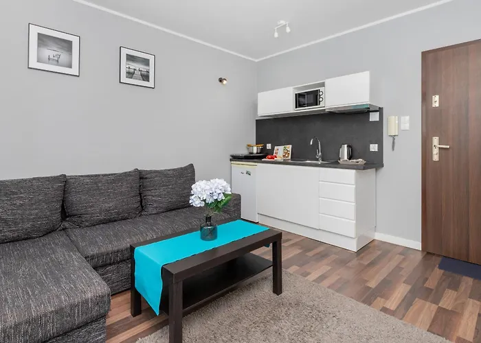 Sky Blue Chmielna Near Old Town In By Renters Daire Gdansk