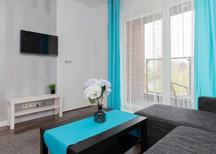 Sky Blue Chmielna Near Old Town In By Renters Daire Gdansk