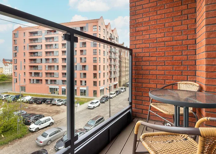 Daire Sky Blue Chmielna Near Old Town In By Renters