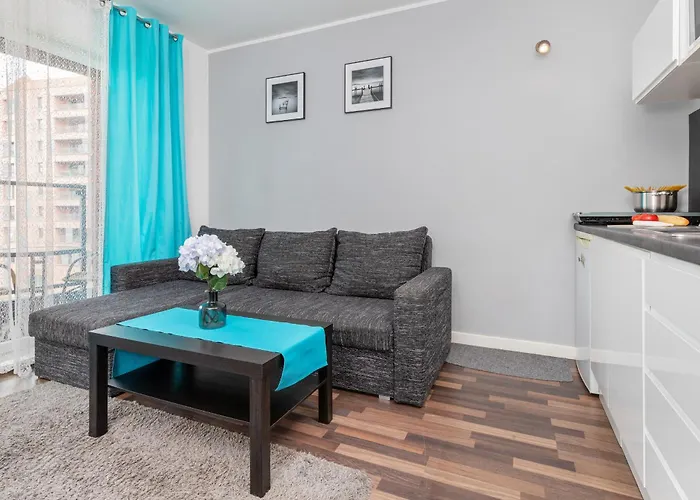 아파트 Sky Blue Chmielna Near Old Town In By Renters *